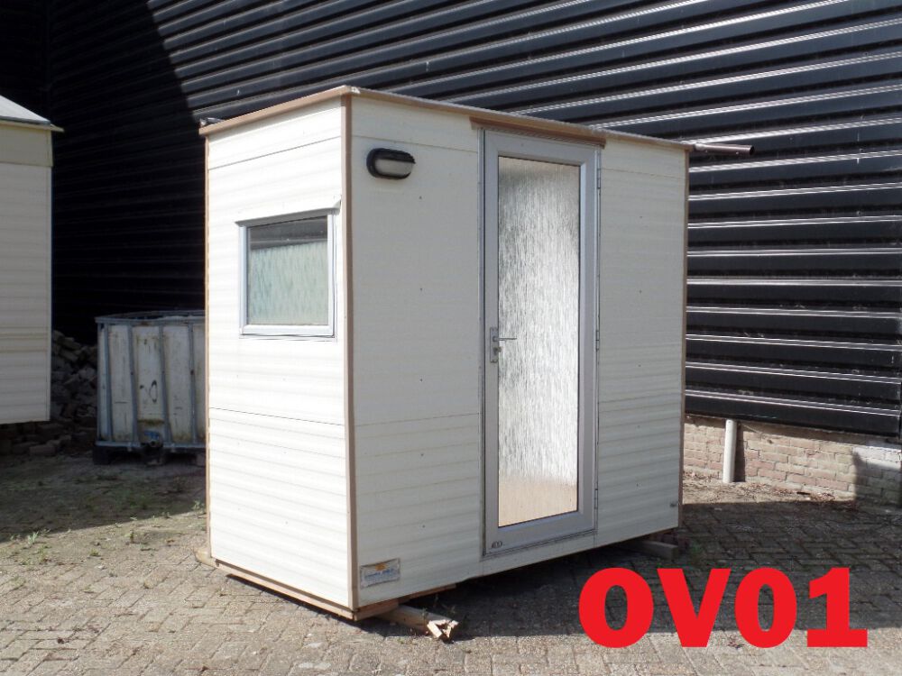 OV01 Aanbouw met raam en deur