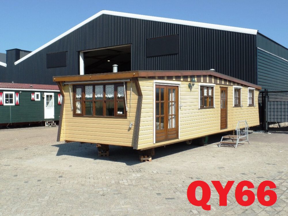 QY66 Chalet